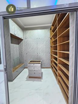 Newly Built, Contemporary 5 Bedroom Fully Detached Duplex