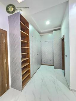 Newly Built, Contemporary 5 Bedroom Fully Detached Duplex