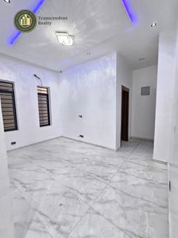 Newly Built, Contemporary 5 Bedroom Fully Detached Duplex