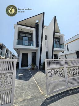 Newly Built Contemporary 4 Bedroom Semi-detached Duplex with Bq