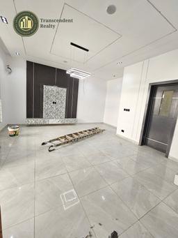 Newly Built Contemporary 3 Bedroom Terraced Duplex