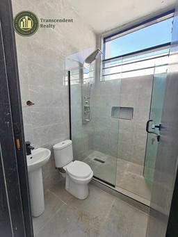 Newly Built Contemporary 3 Bedroom Terraced Duplex
