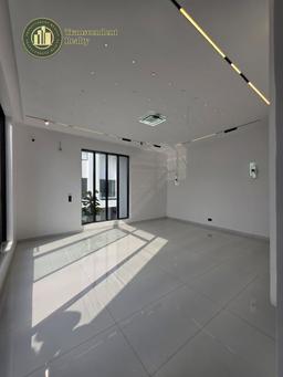 Newly Built Deluxe 5 Bedroom Fully Detached Duplex With A Garden