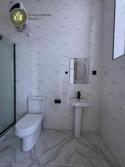 Newly Built Contemporary 4 Bedroom Terraced Duplex