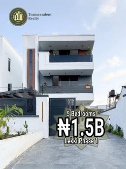 Deluxe 5 Bedroom Fully Detached Triplex