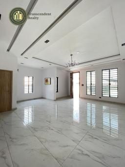 Contemporary 4 Bedroom Semi-detached Duplex with Bq