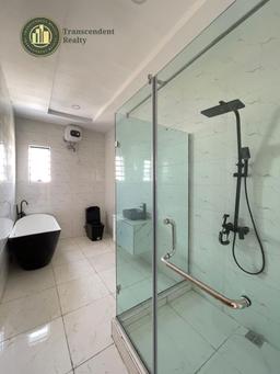 Contemporary 4 Bedroom Semi-detached Duplex with Bq