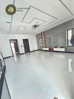 Newly Built Contemporary 5 Bedroom Fully Detached Duplex