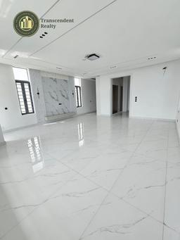 Newly Built Deluxe 5 Bedroom Fully Detached Duplex