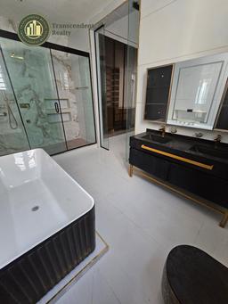 Newly Built Deluxe 5 Bedroom Fully Detached Duplex