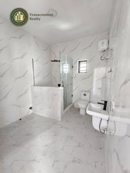 Newly Built Deluxe 4 Bedroom Semi-detached Duplex with Bq