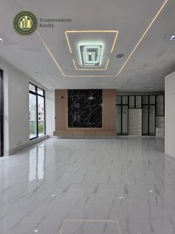 Newly Built Deluxe 5 Bedroom Fully Detached Duplex