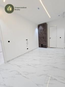 Newly Built Deluxe 5 Bedroom Fully Detached Duplex