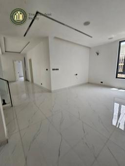 Newly Built Deluxe 5 Bedroom Fully Detached Triplex with Cinema and Swimming Pool